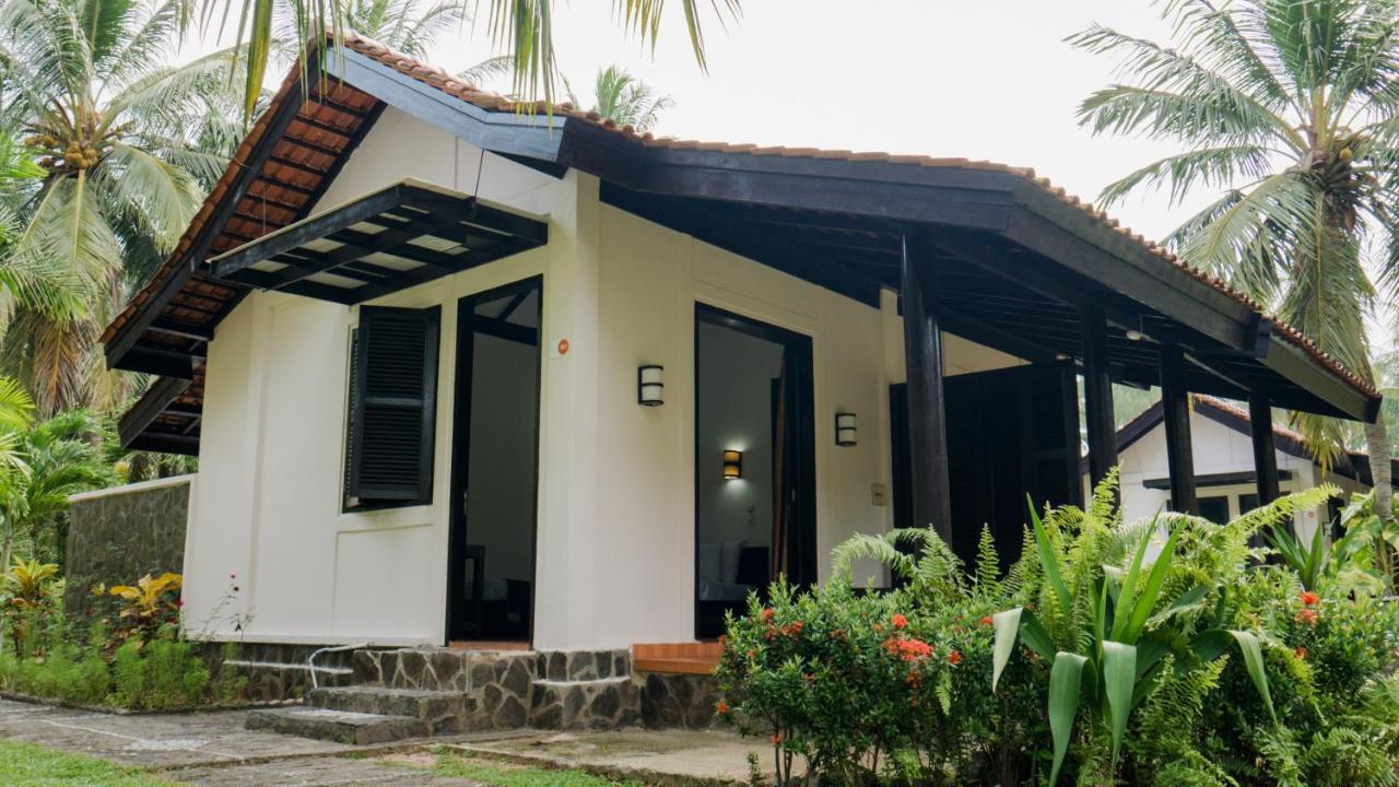 Hotel Grand Elty Krakatoa Kalianda Exterior foto