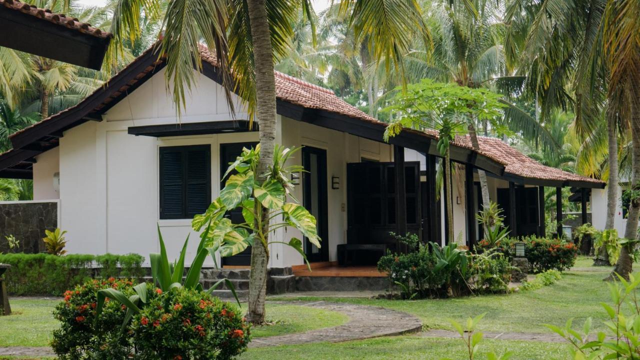Hotel Grand Elty Krakatoa Kalianda Exterior foto