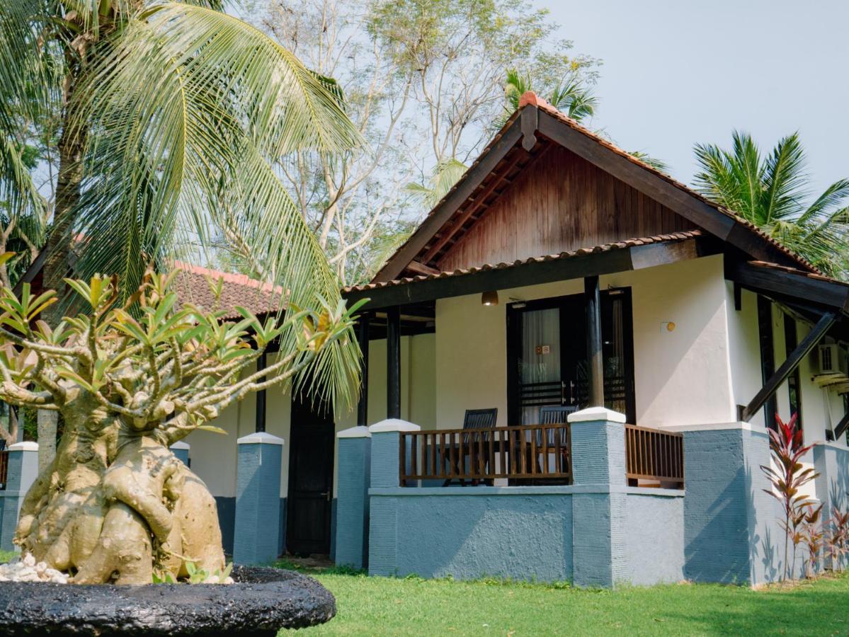 Hotel Grand Elty Krakatoa Kalianda Exterior foto