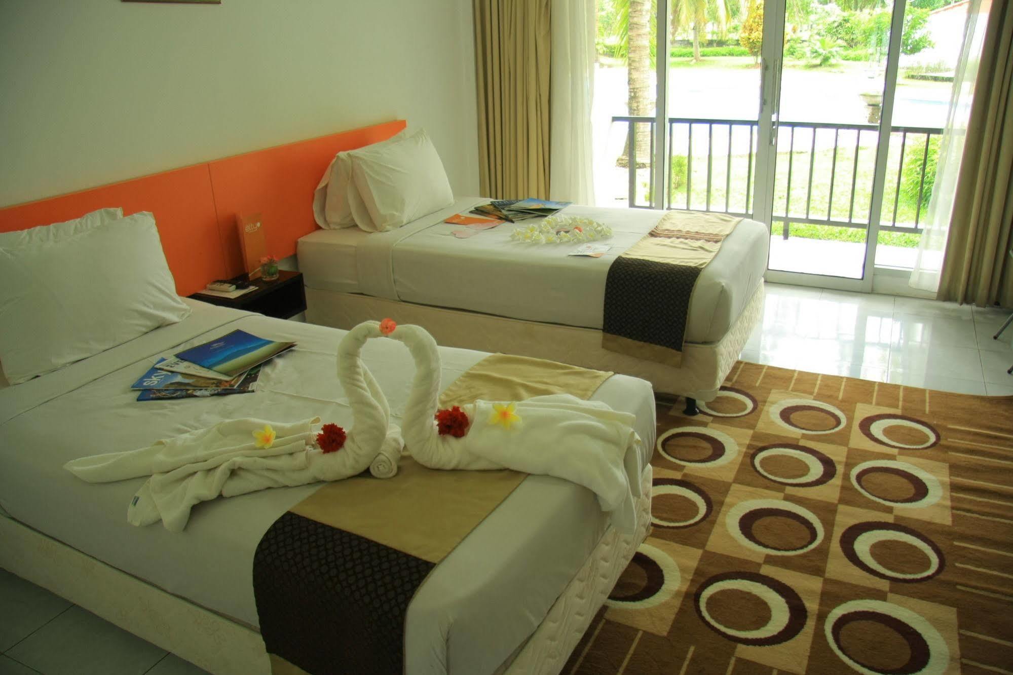 Hotel Grand Elty Krakatoa Kalianda Exterior foto